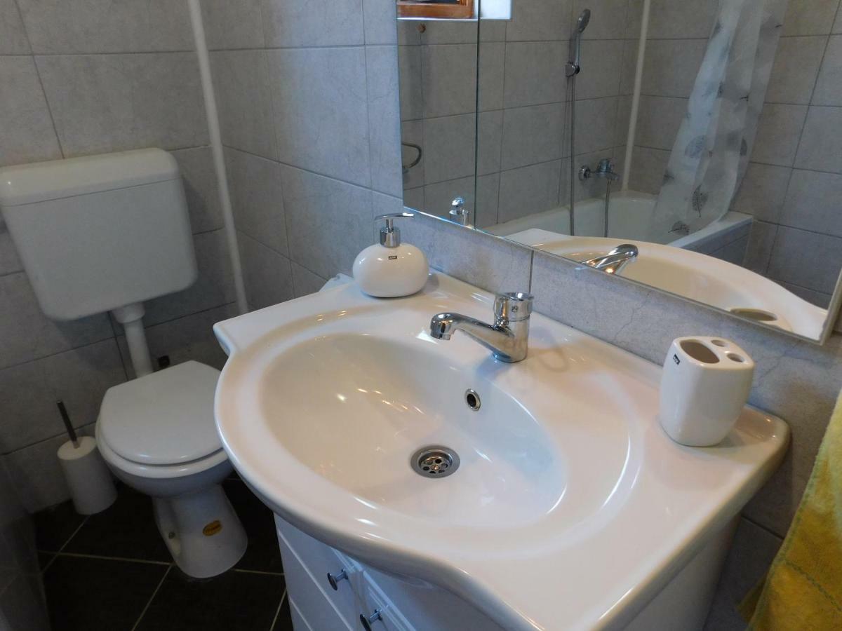 Vacation House Home, Plitvice Lakes National Park Plitvicka Jezera Bagian luar foto